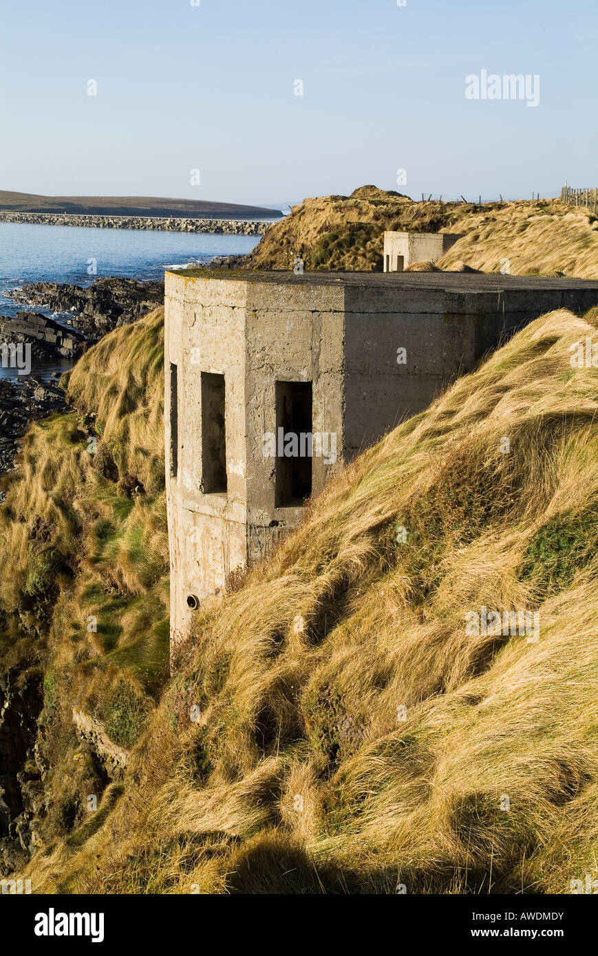 dh LAMB HOLM ORKNEY emplacements d'armes de défense côtière garde les barrières de Churchill côte militaire WW2 Banque D'Images