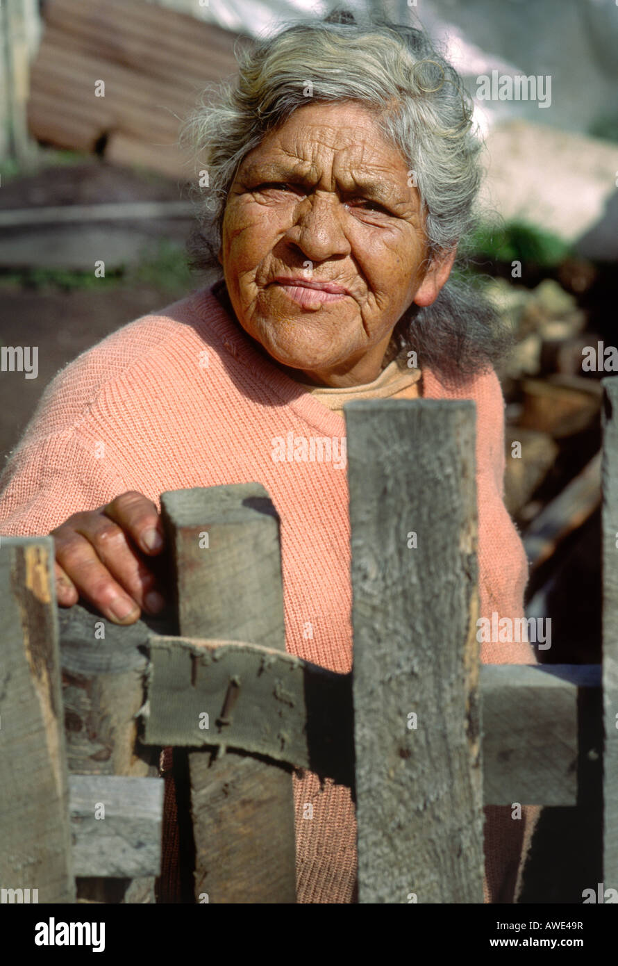 Femme Yahgan, Puerto Williams, Chili Banque D'Images