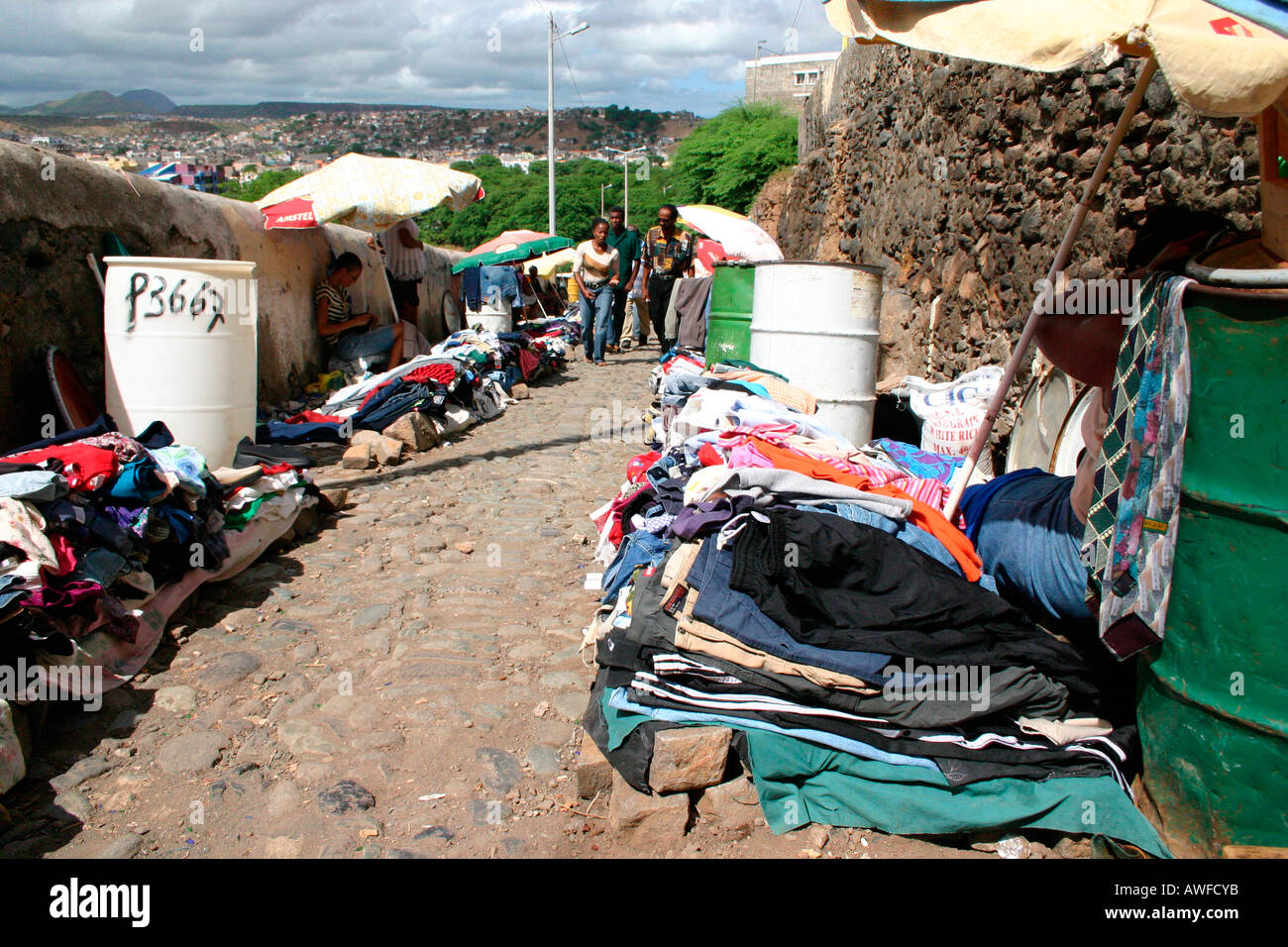 Le marché du matériel dans la Praia, île de Santiago, Cap-Vert Banque D'Images