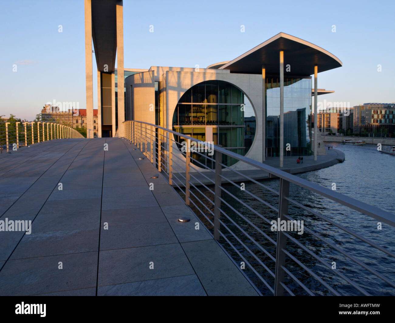 Marie Elisabeth lüders building, Berlin, Germany Banque D'Images
