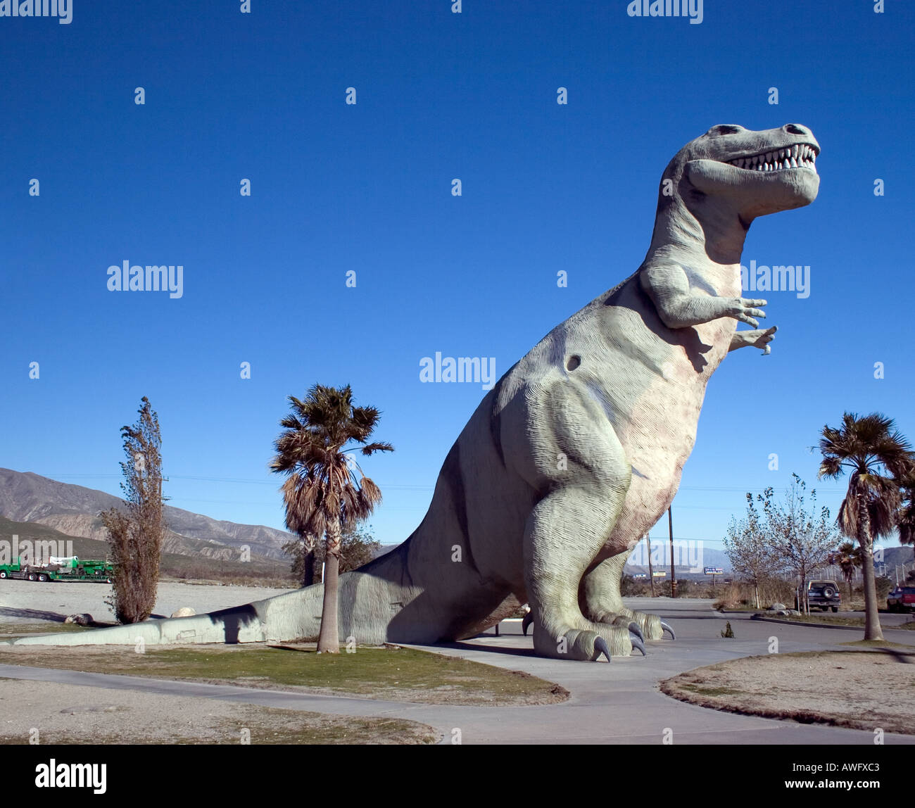 Le monde s plus grands dinosaures sont situés à Cabazon Californie, à l'ouest de Palm Springs Banque D'Images