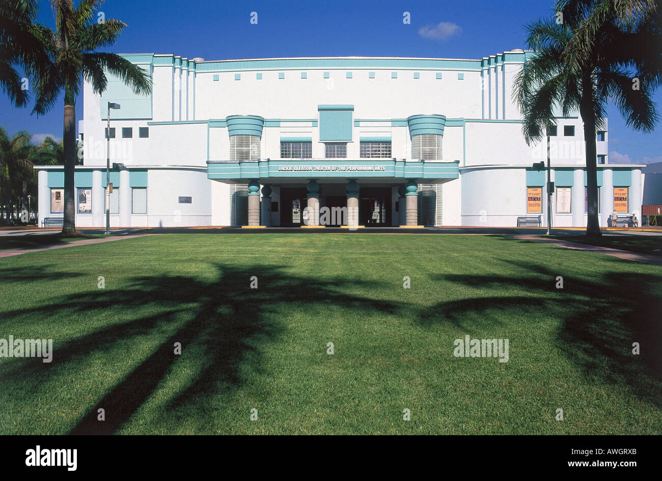 USA, Florida, Miami, South Beach, Jackie Gleason Theatre des arts de la scène, la façade Art déco Banque D'Images