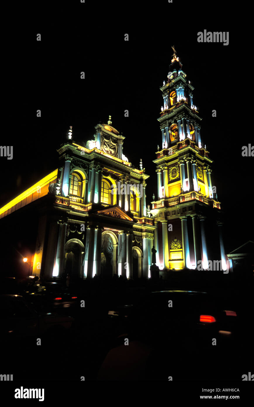 Iglesia San Francisco Salta Argentine la nuit Banque D'Images