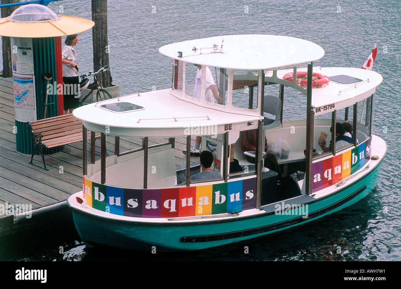 Canada, Région du Pacifique Nord-Ouest, de la Colombie-Britannique, Vancouver, Granville Island, aqua bus, de False Creek, un service de traversier Banque D'Images