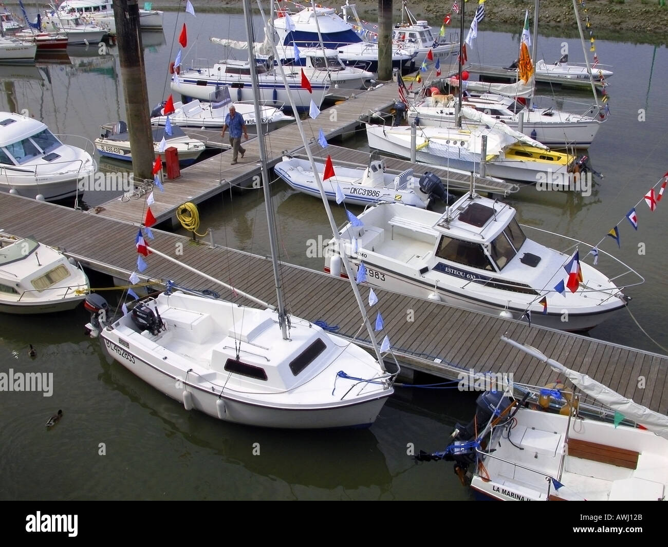 France Picardie Nord Pas-de-calais Etaples sur Mer Port de plaisance avec bateaux amarrés région Picardie Nord pas de calais Banque D'Images
