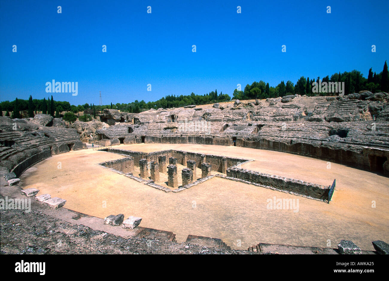 Ruines de l'amphithéâtre, Italica, Andalousie, Espagne Banque D'Images