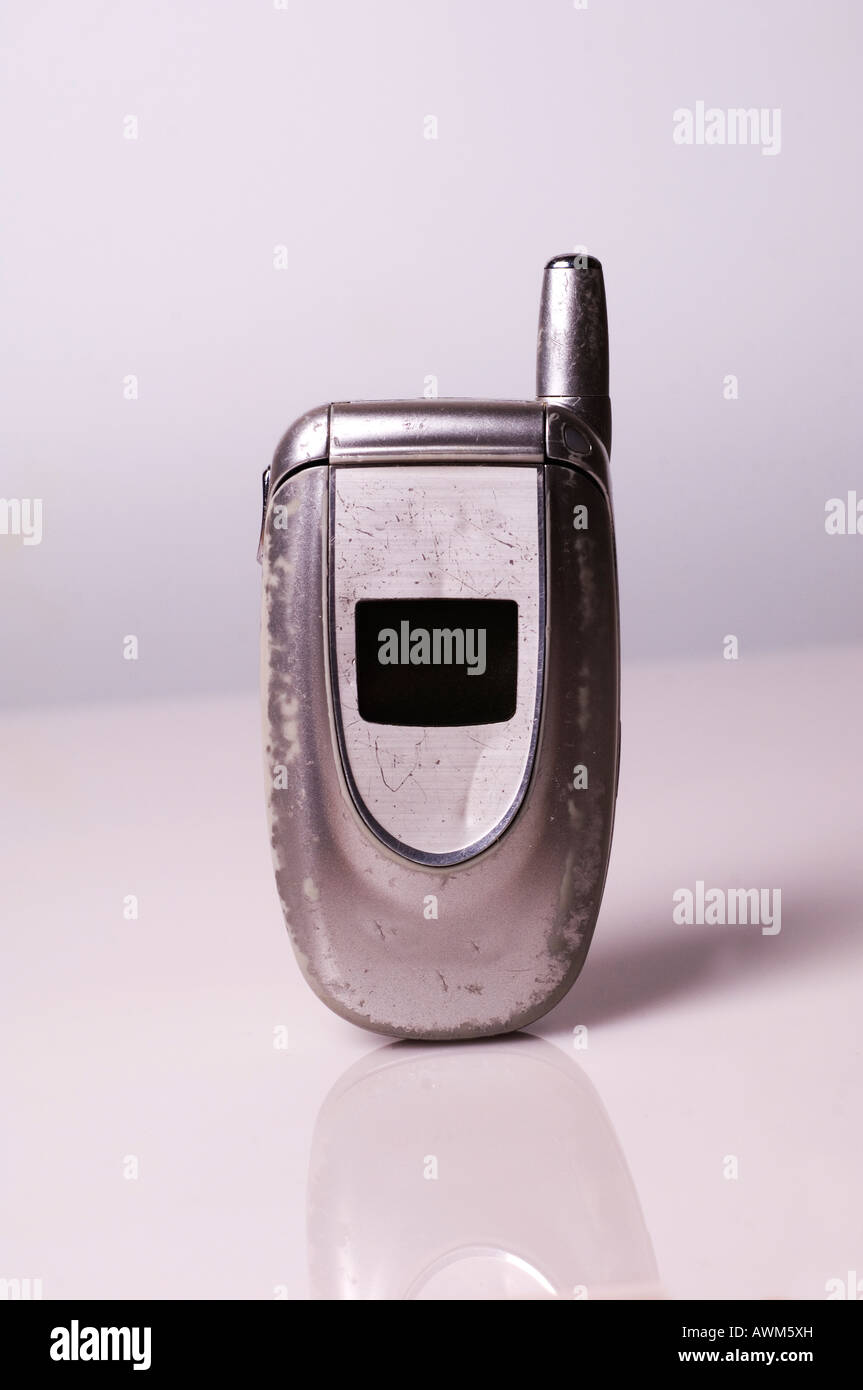 Téléphone mobile porté au loin Banque D'Images