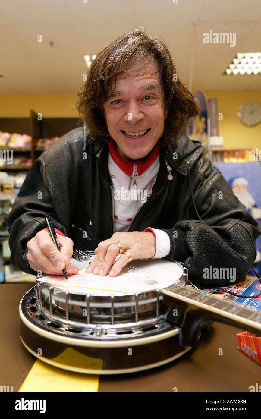 La chaîne de télévision publique allemande Deuxième télévision allemande ou ZDF (Zweites Deutsches Fernsehen) tournage avec Juergen Dr Banque D'Images