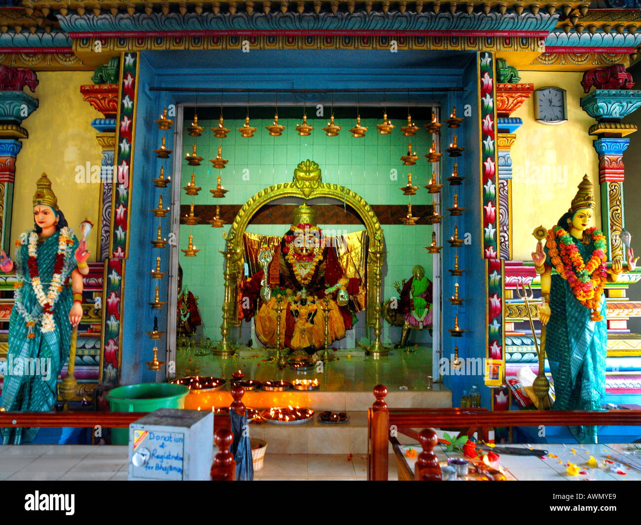 Maurice Durga Kali dans Temple sanctuaire intérieur de temple tamoul Banque D'Images