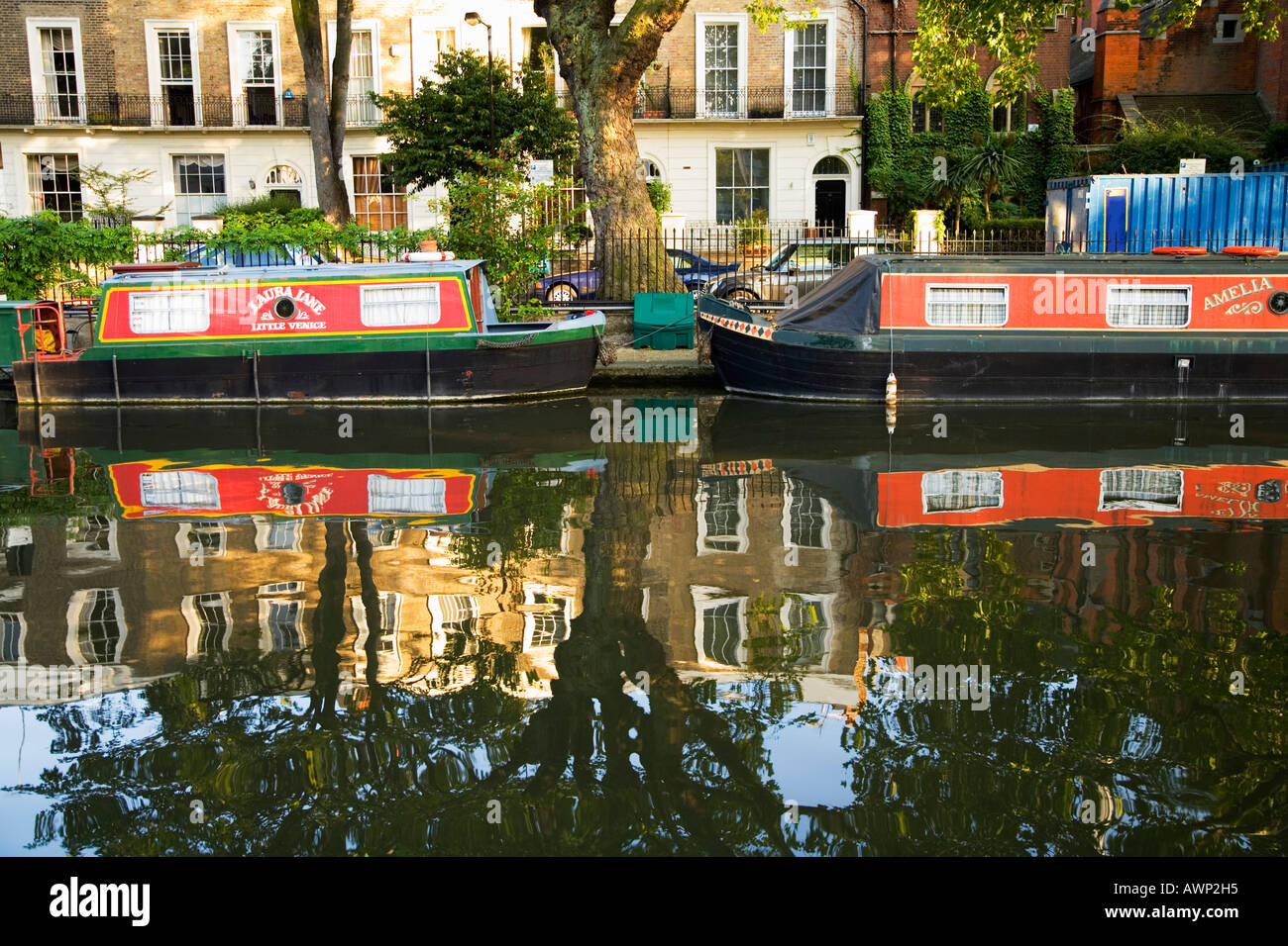 Boats on river, Londres, Royaume-Uni Banque D'Images Boats on river, Londres, Royaume-Uni Banque D'Images