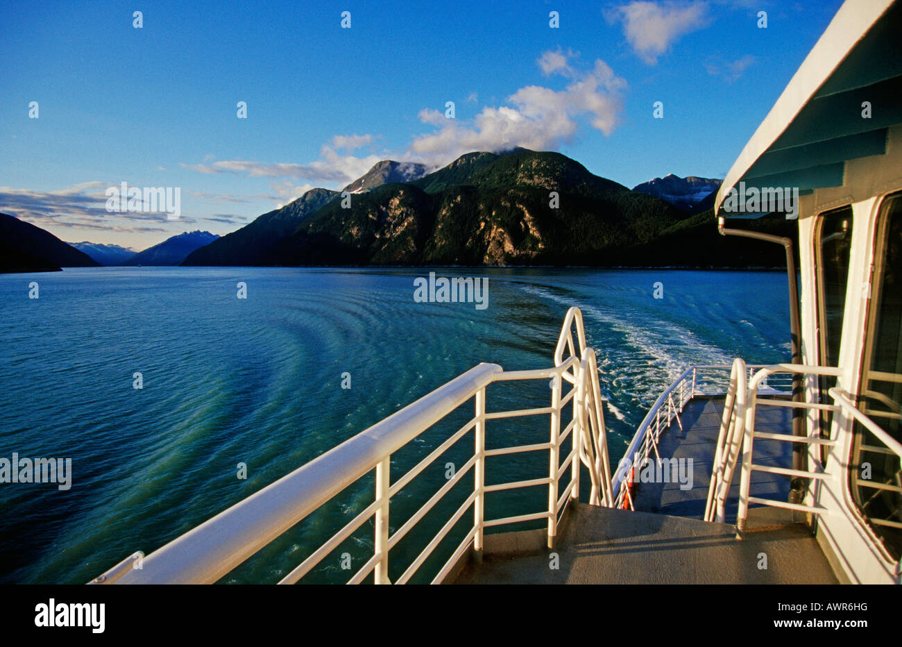 En traversier, le sud-est de l'Alaska, USA Banque D'Images