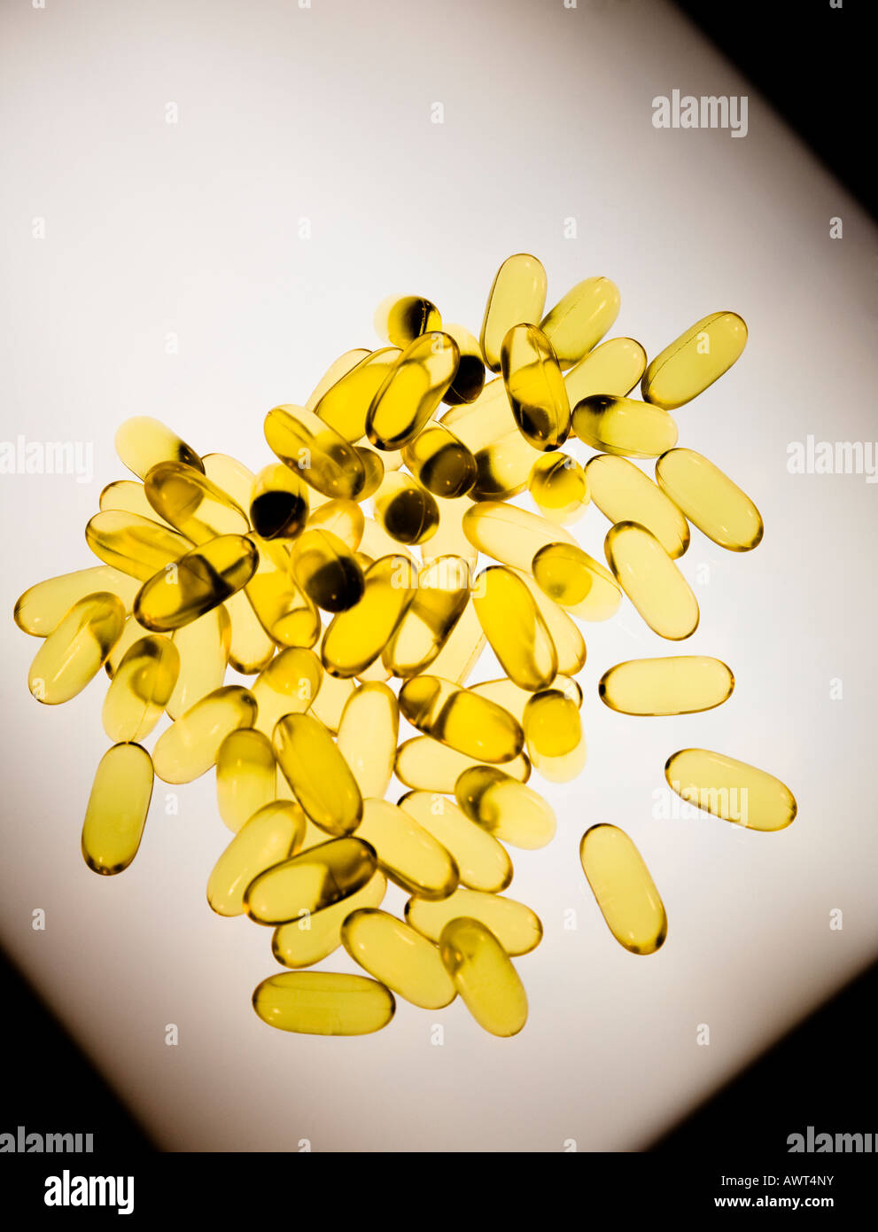 Les comprimés de vitamine Omega-3 à partir de ci-dessous Banque D'Images