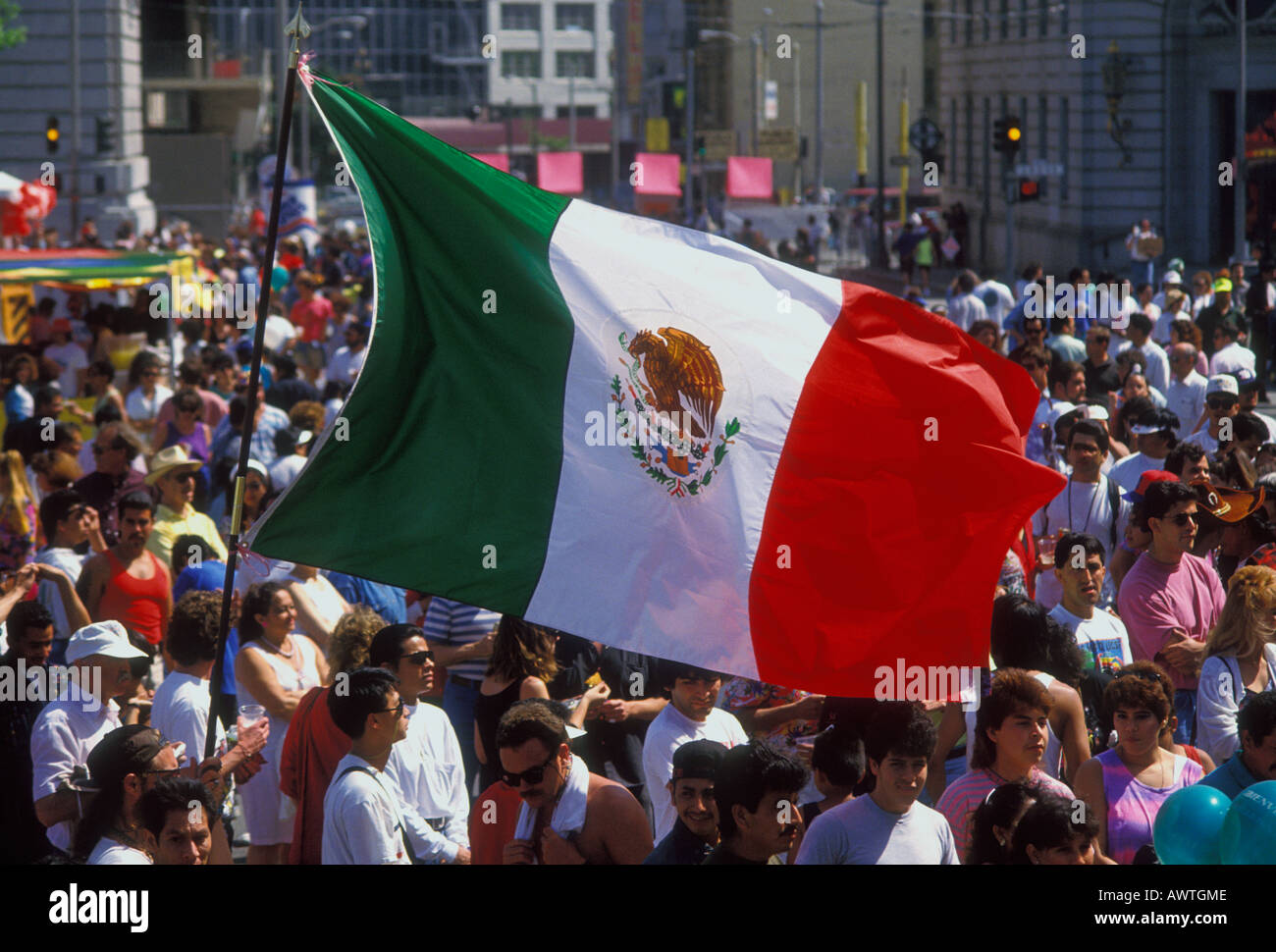 Bandera mexicana Banque de photographies et d’images à haute résolution ...