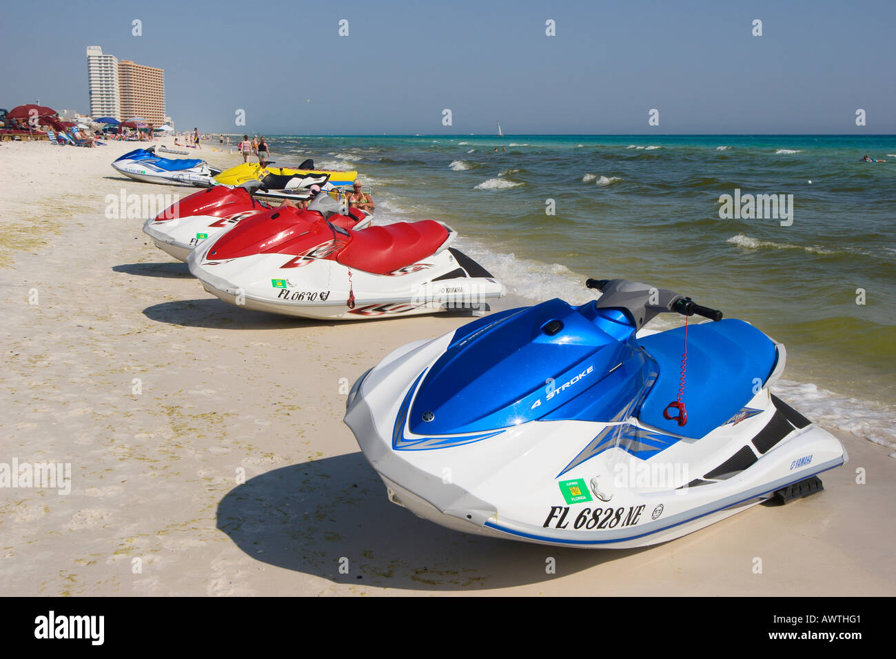 Jet ski équipement peut être loué sur la plage à Panama City Beach Florida  USA Photo Stock - Alamy