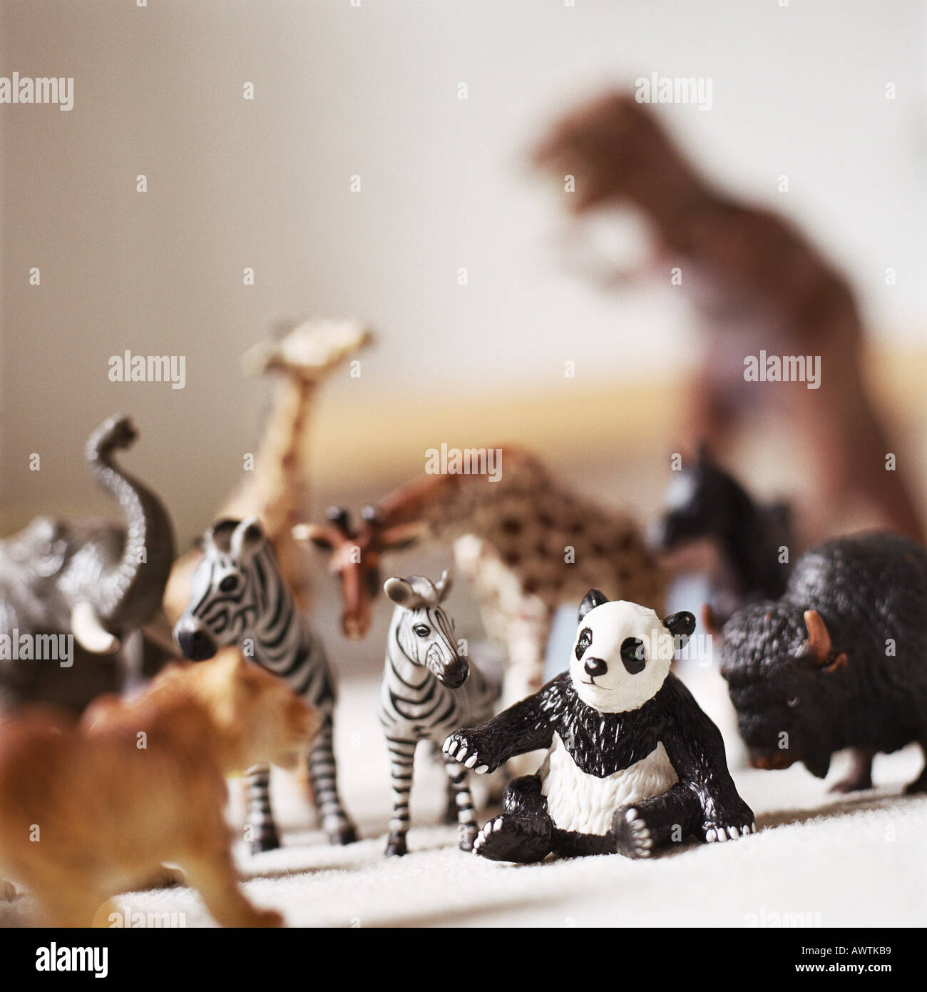 Jouet en plastique figurines d'animaux Photo Stock - Alamy