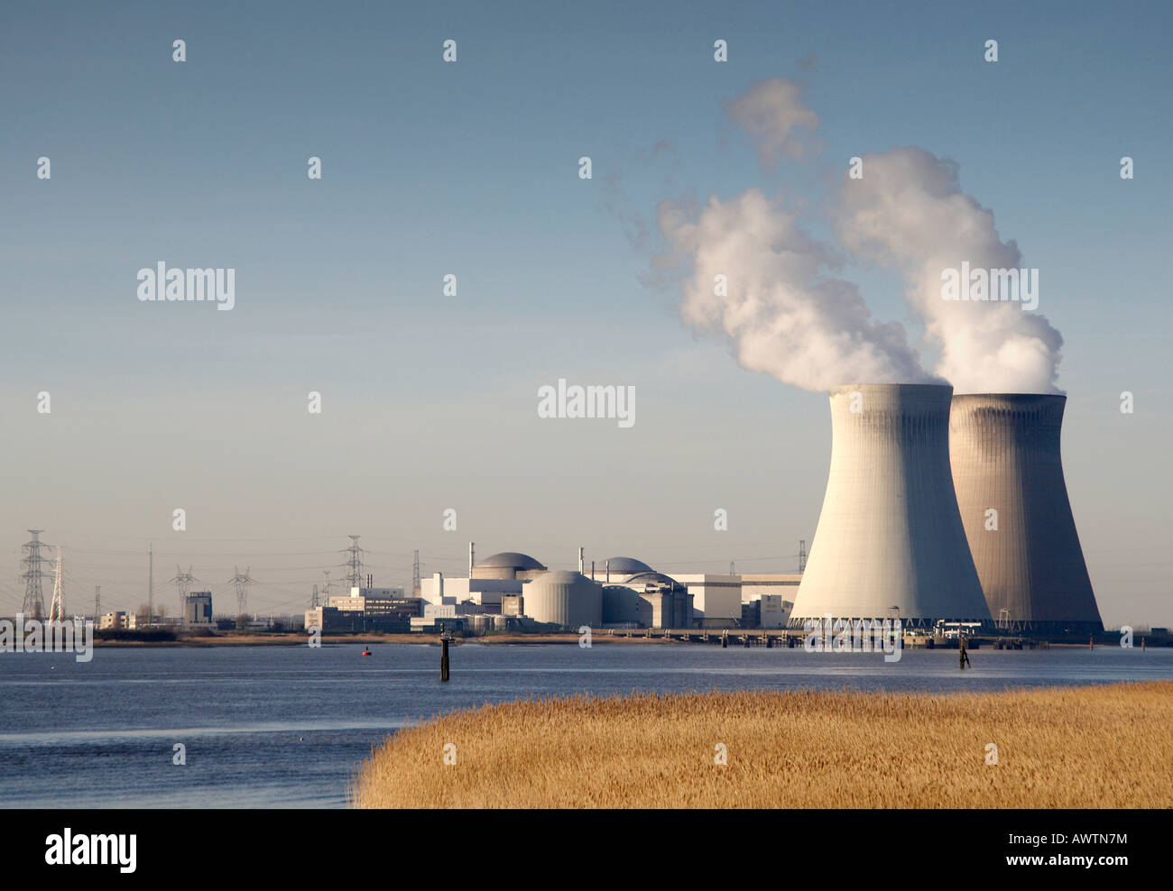 Nuclear power plant Banque D'Images Nuclear power plant Banque D'Images