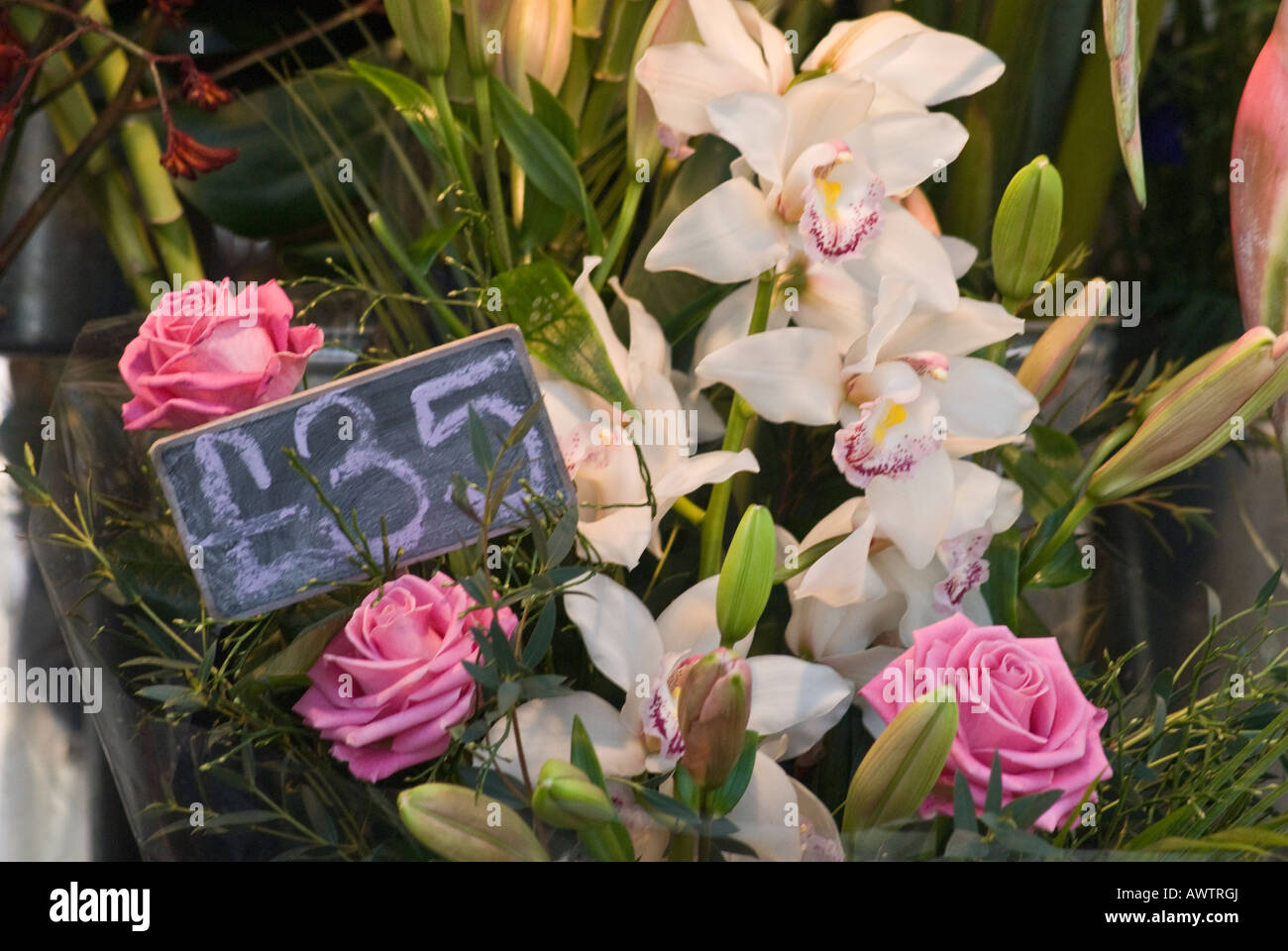 35 € Bouquet orchidées Rose : ticket Banque D'Images