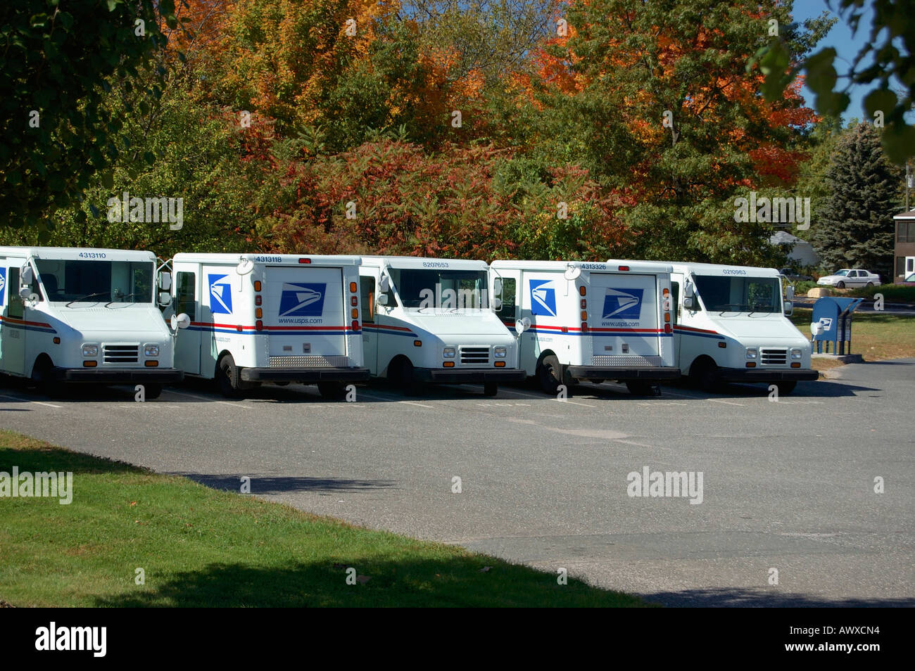 United States Postal Service véhicules de livraison Banque D'Images