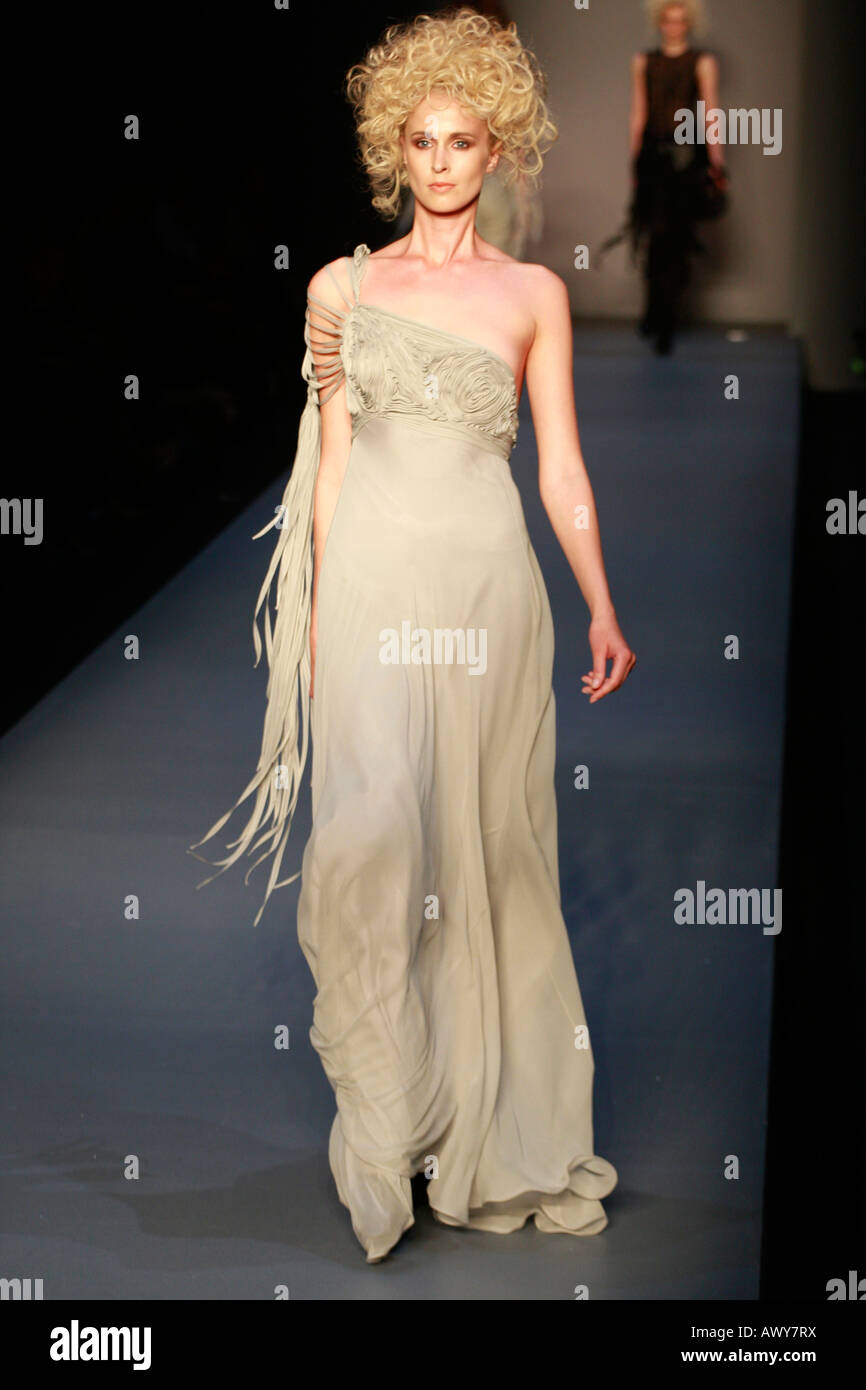 La semaine de la mode grecque en automne hiver 2008 2009 Zappio Designer Christos Costarellos Athènes Grèce 14 3 2008 Banque D'Images