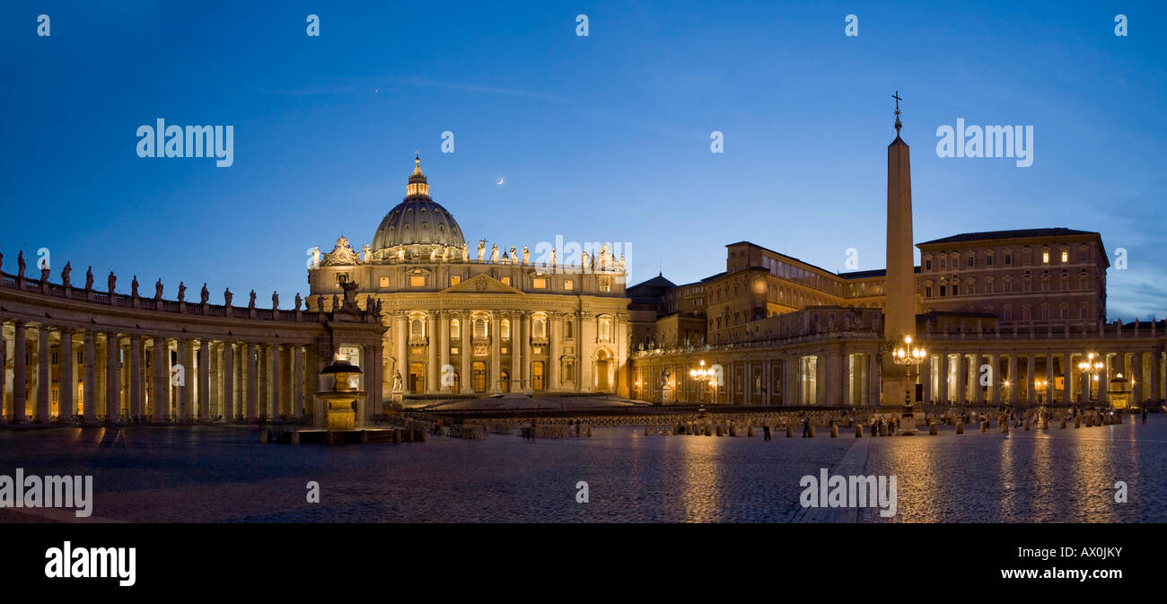 La basilique Saint Pierre, le Vatican, Rome, Italie Banque D'Images