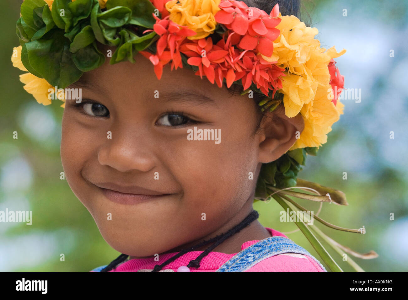 Petite fille, Beyachal Village, Yap (États fédérés de Micronésie Photo  Stock - Alamy