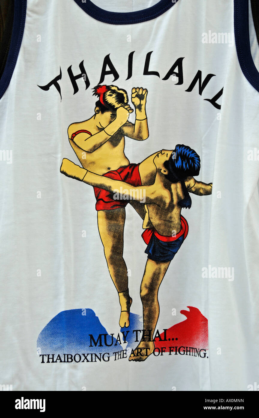 Le Muay Thai (Thai boxing) T-shirt, Bangkok, Thaïlande, Asie du Sud-Est, Asie Banque D'Images