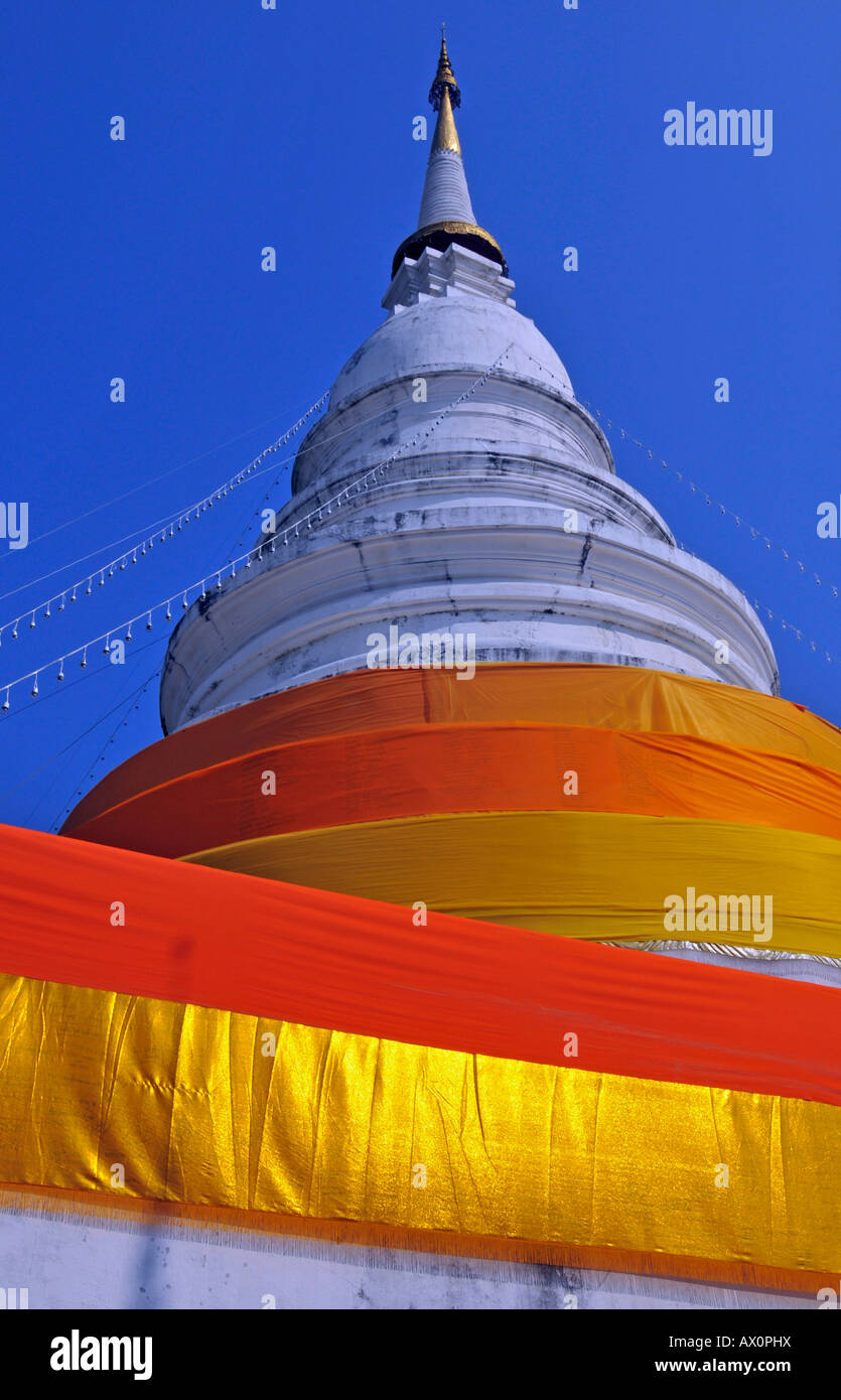 Chedi, temple Wat Phra Singh, Chiang Mai, Thaïlande, Asie du Sud-Est, Asie Banque D'Images