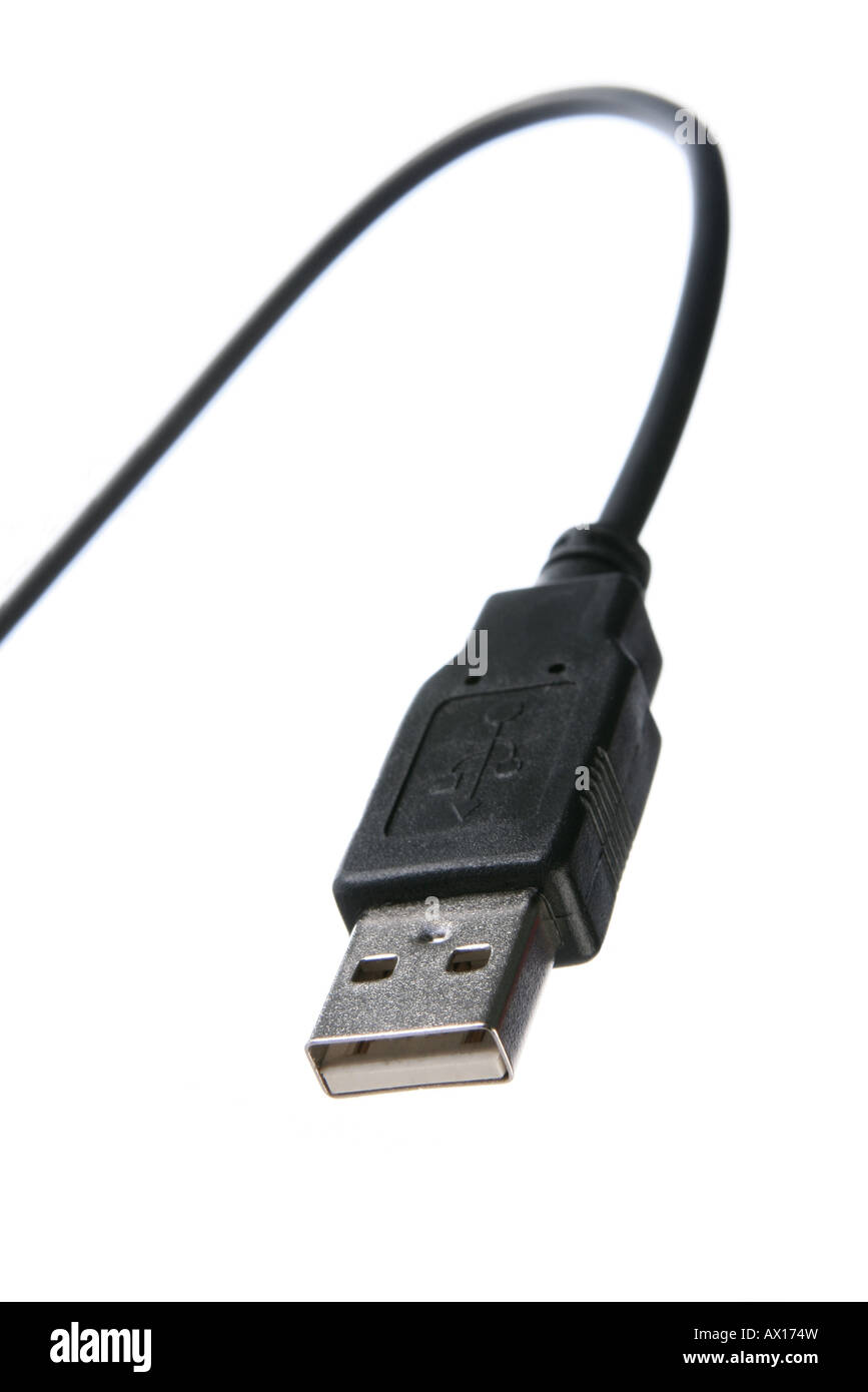 Câble USB noir sur blanc fond isolé détail Banque D'Images