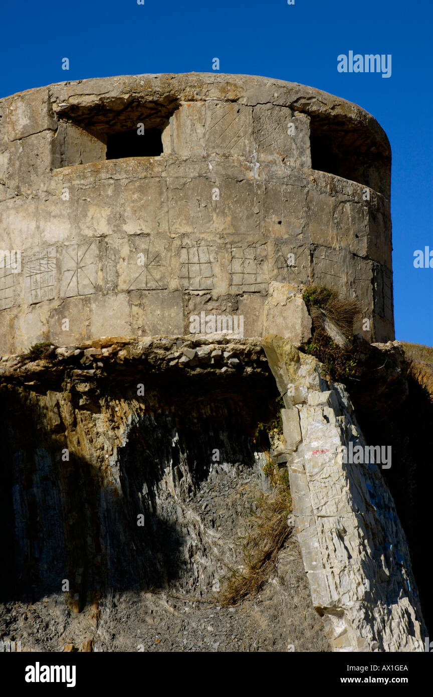 Espagne Andalousie tarifa reste d'un blockhaus sur la plage Playa de los Lances Banque D'Images