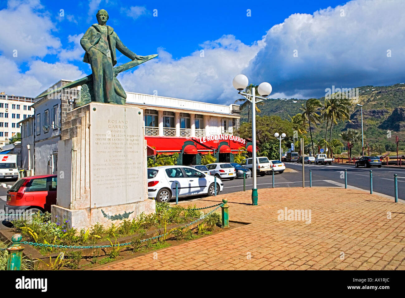 Statue de 'Roland Garros' aviateur français à Saint-Denis, Réunion Banque D'Images
