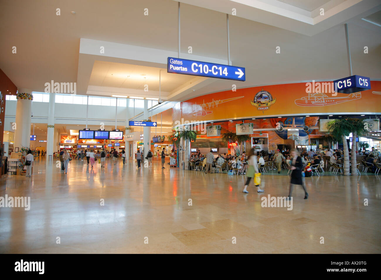 L'intérieur de l'aéroport, Cancun, Mexique Banque D'Images