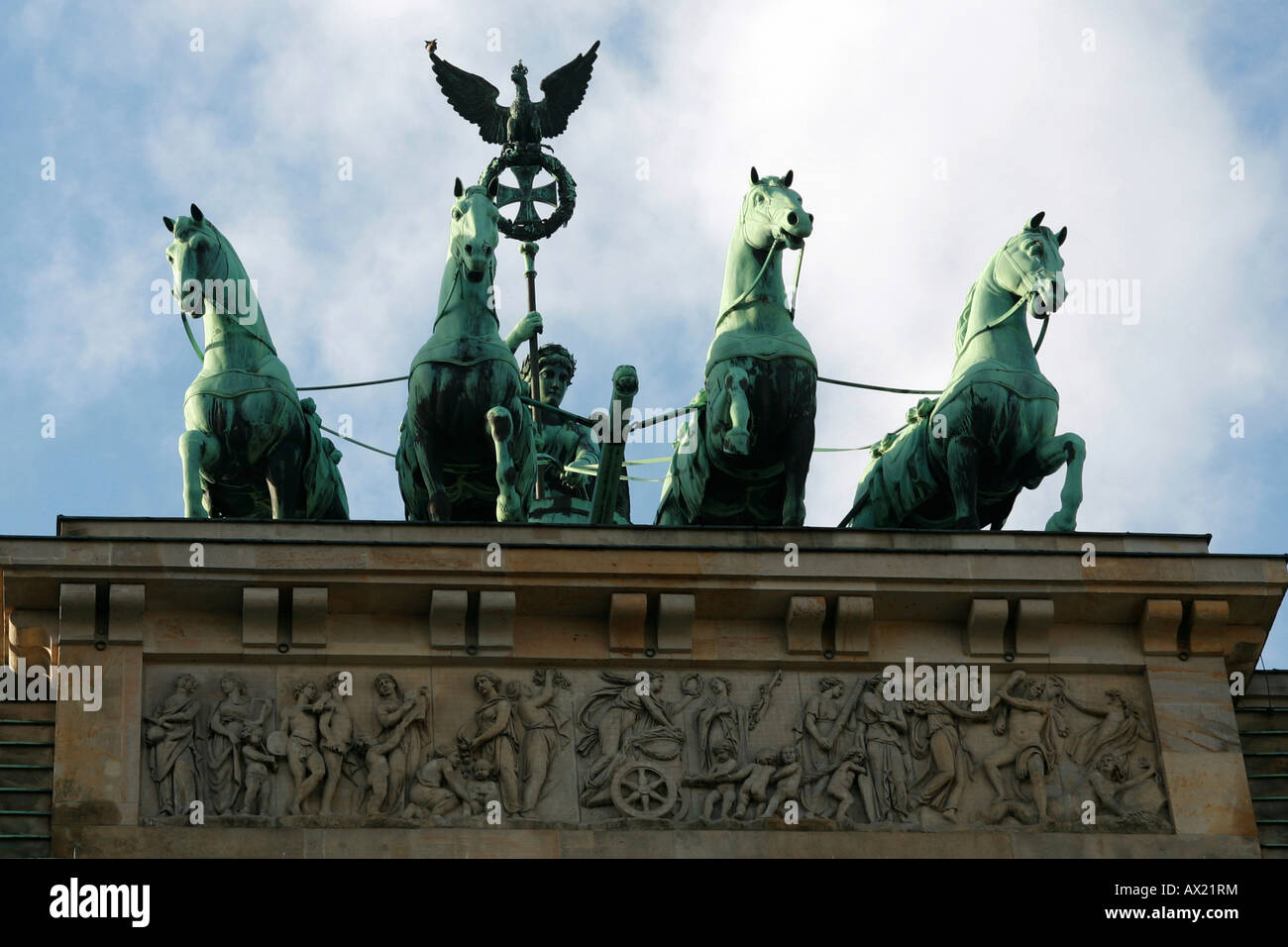 Quadriga sculpture sur porte de Brandebourg, Berlin, Germany, Europe Banque D'Images