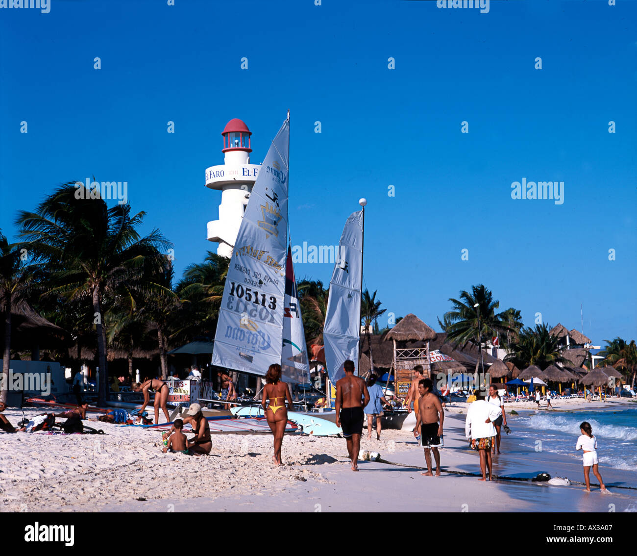 Mexique Yucatan Playa del Carmen hôtel lighthouse beach background avec suite lune de miel en haut Banque D'Images