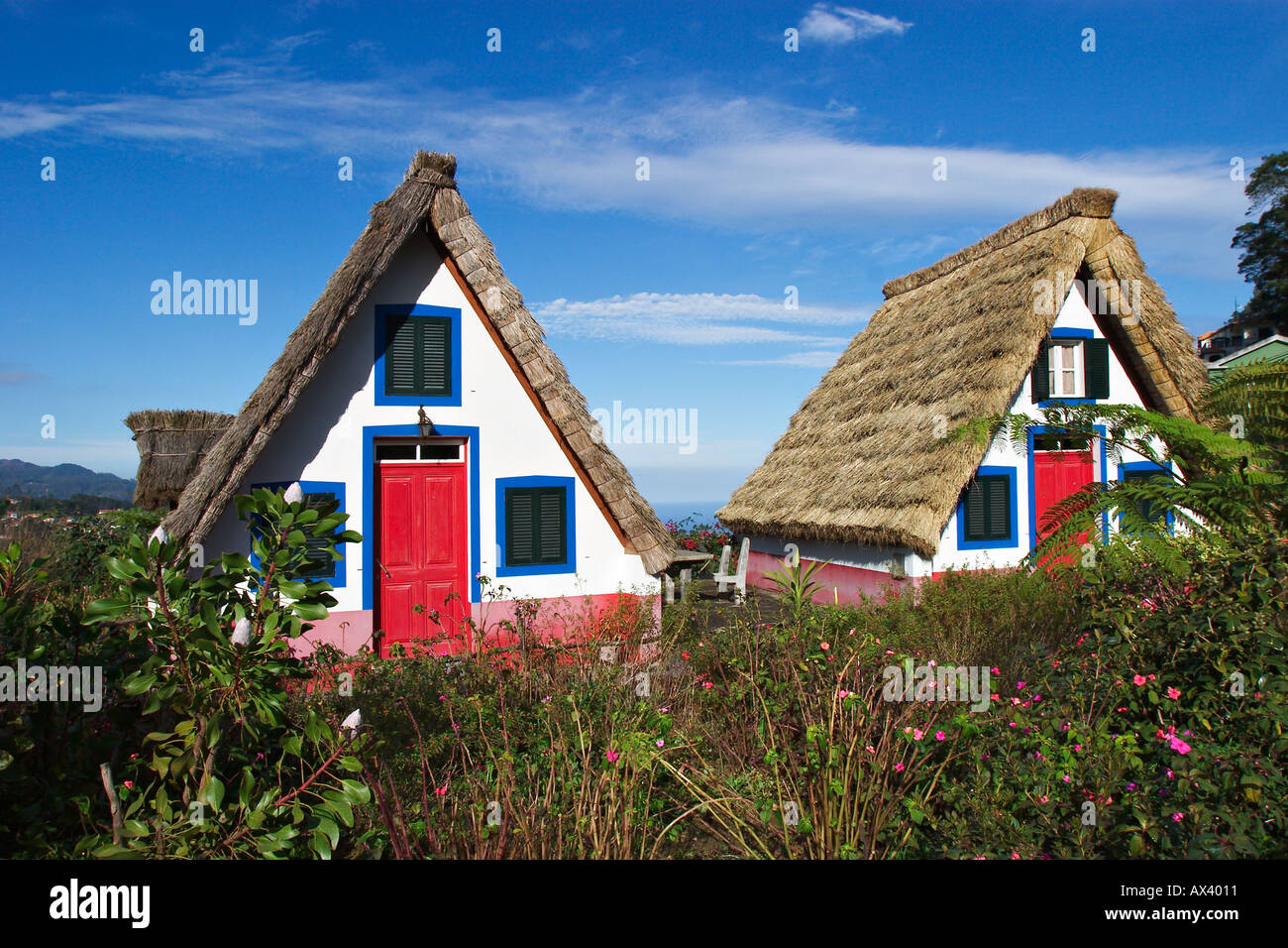Casas de Colmo Santana en style traditionnel de Madère Madère maisons de chaume Banque D'Images