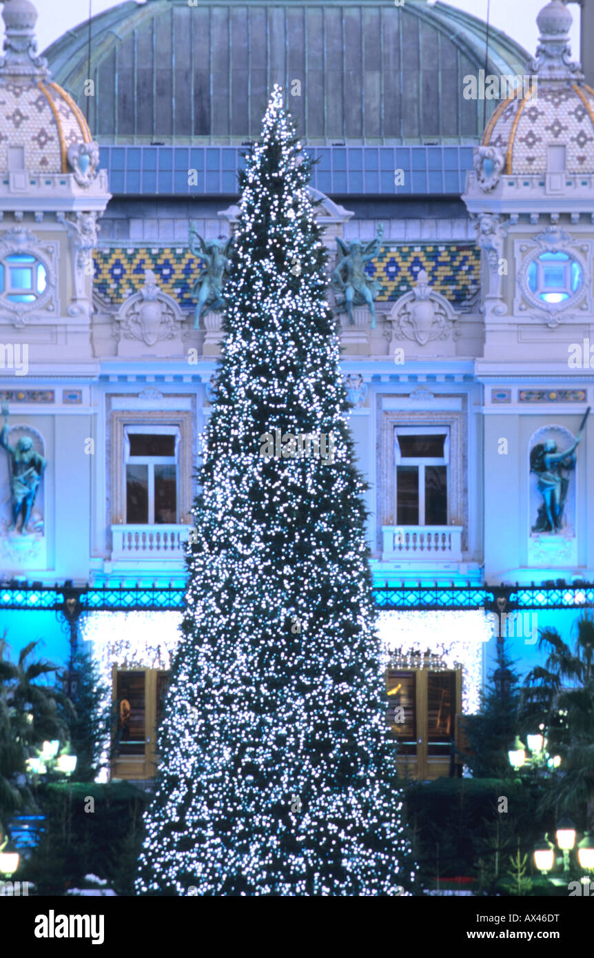 Arbre de Noël et de décoration feux sur la place du Casino de Monaco Banque D'Images