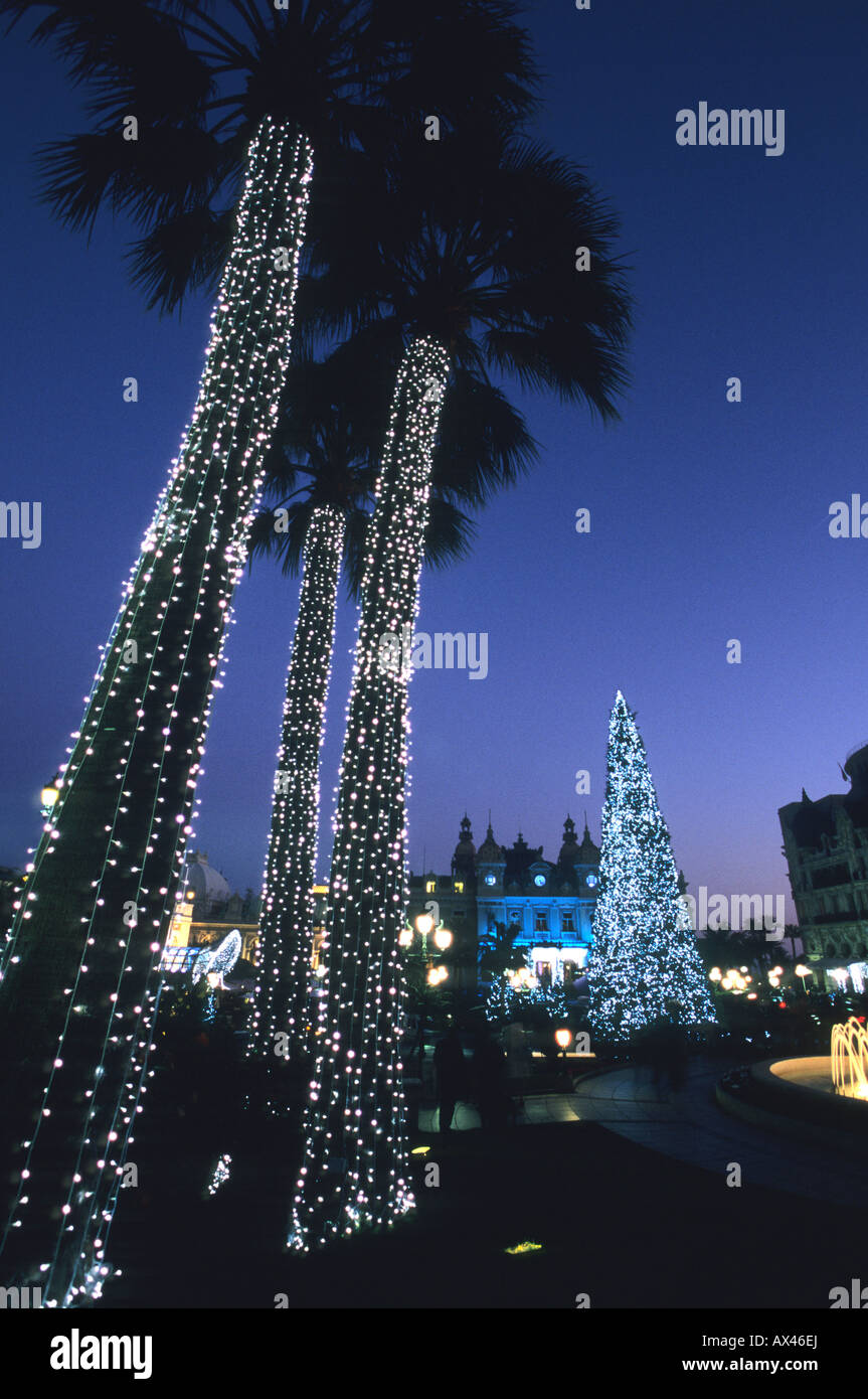 Lumières de décoration de Noël à la place du Casino de Monaco Banque D'Images