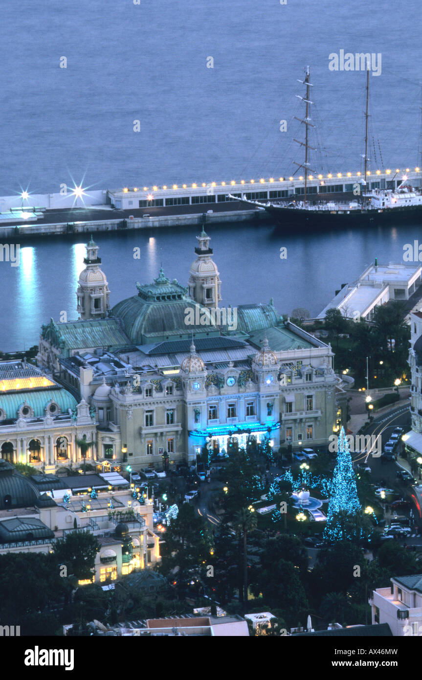 Vue de dessus de la place du Casino de Monaco pendant la période de Noël Banque D'Images