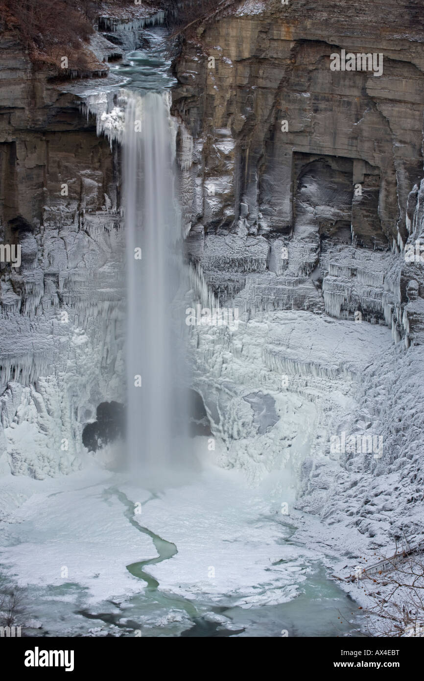 Taughannock Falls congelé - Taughannock Falls State Park - New York - USA Banque D'Images