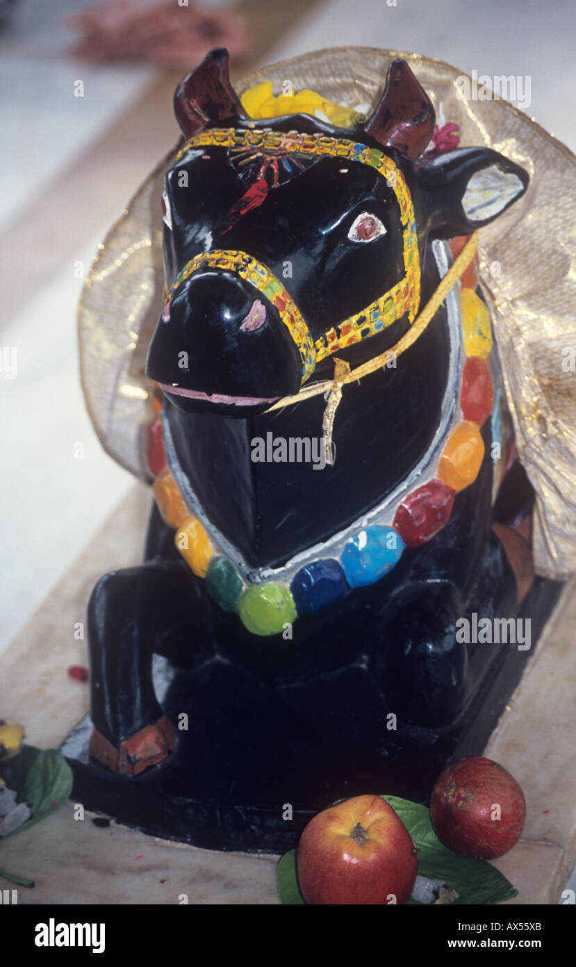 Nandi l'avatar du dieu hindou Shiva Banque D'Images