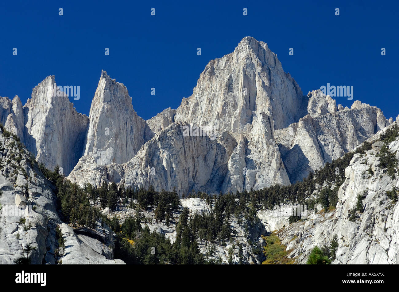 Le Mont Whitney 4350 M La Plus Haute Montagne De