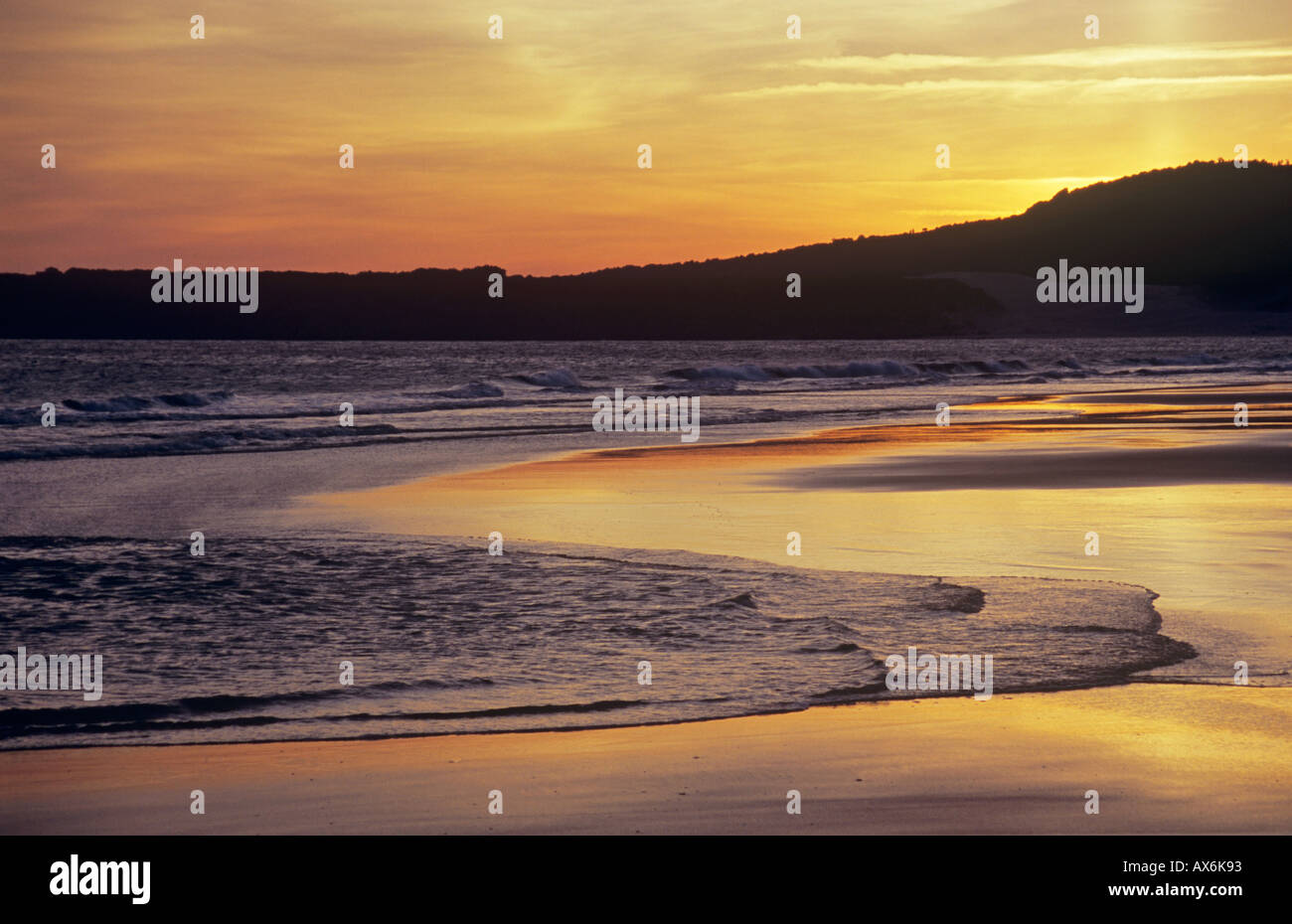 Costa del la luz, la plage et le coucher du soleil, Andalousie, espagne. Banque D'Images