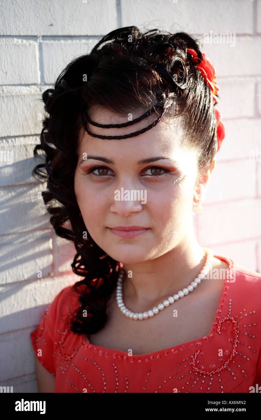 Portrait d'une jeune femme turque-allemande lors d'une fête de mariage, hamm, Rhénanie du Nord-Westphalie, Allemagne, Europe Banque D'Images