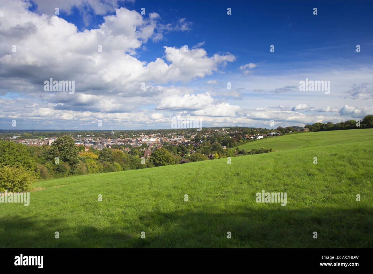 Ville de Guildford Surrey UK de 'la montagne' sur une journée ensoleillée Banque D'Images