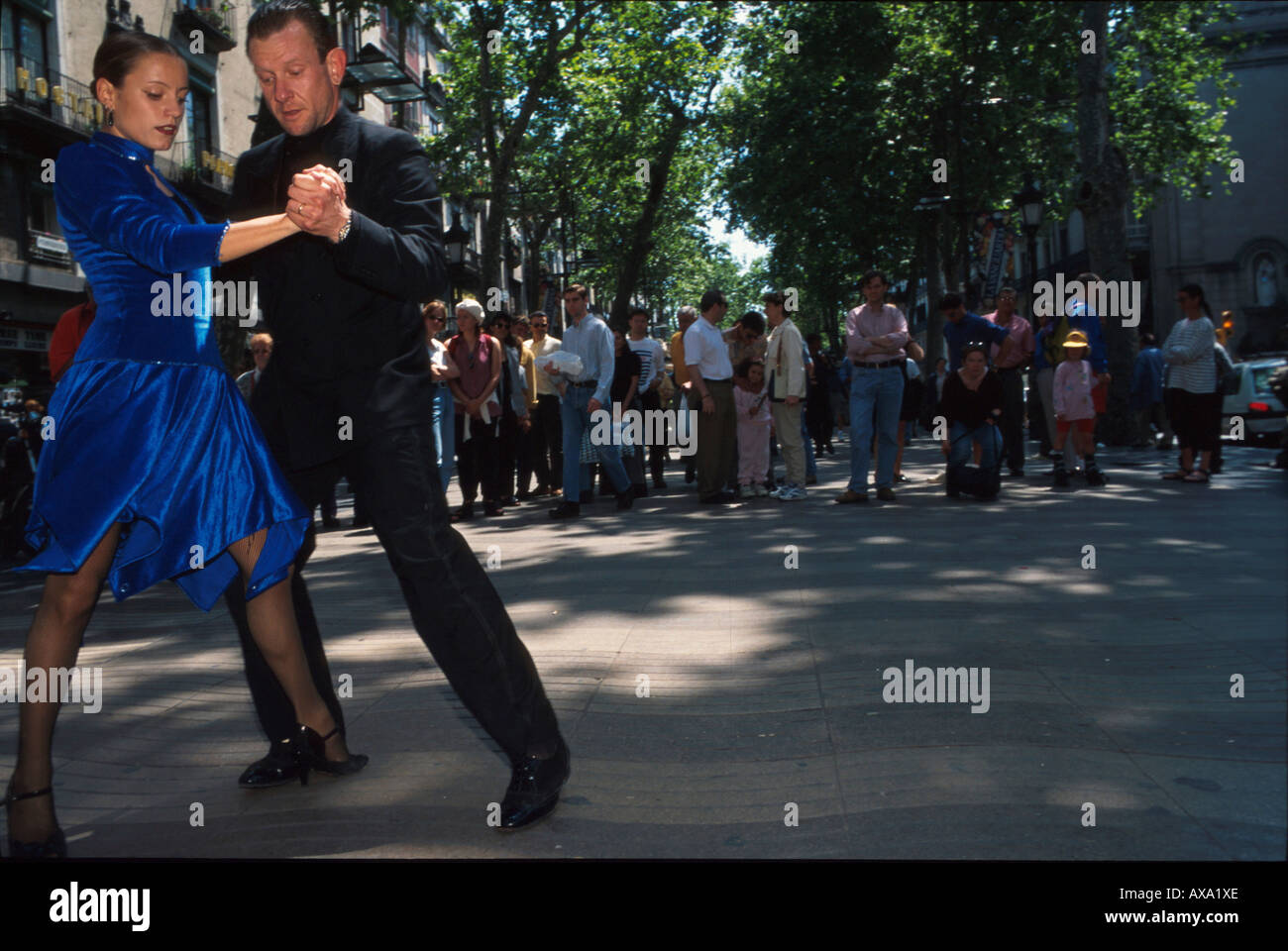 Des danseurs de tango dans les Ramblas, Barcelone, Catalogne, Espagne, Europe Banque D'Images