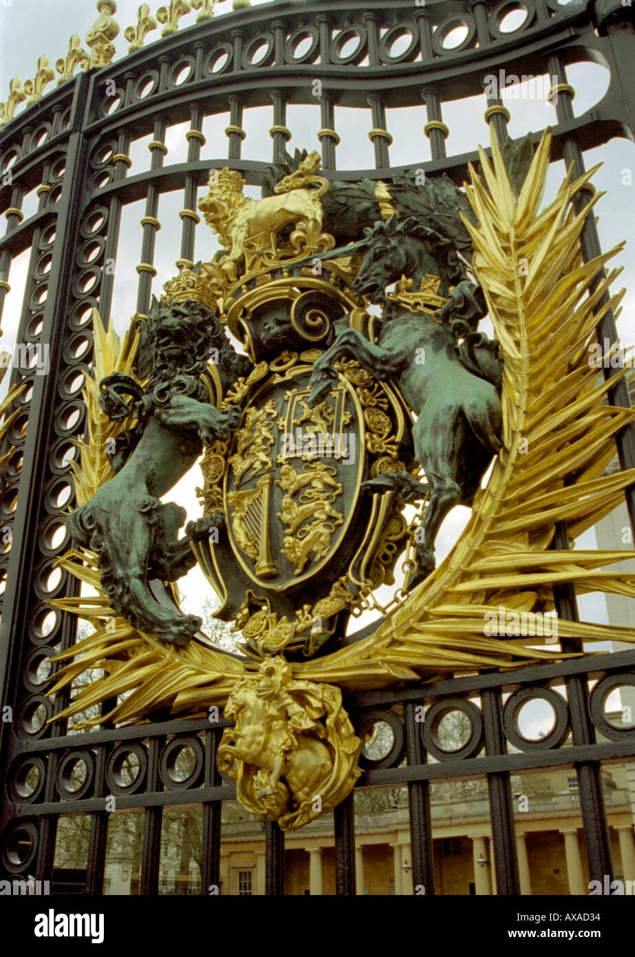 Buckingham Palace Gates, Londres, Royaume-Uni Banque D'Images