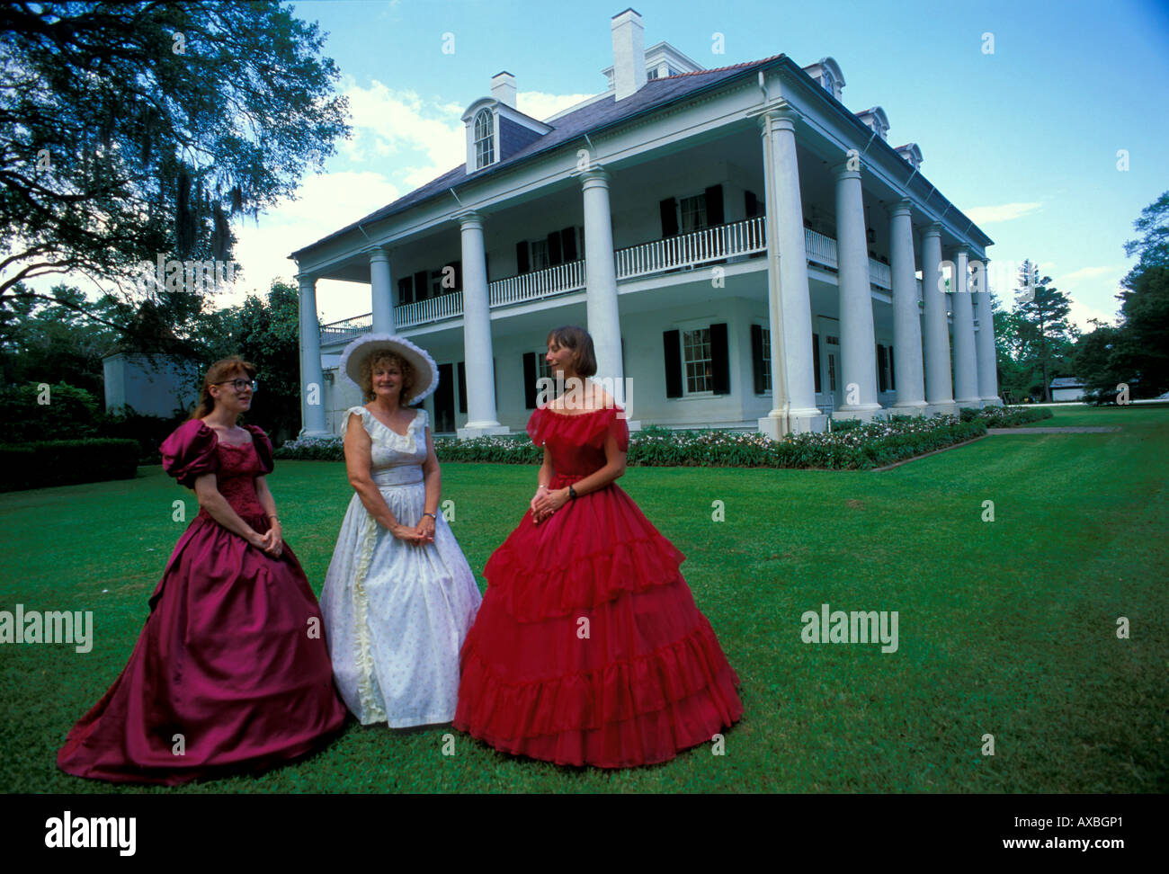 Trois ladys, Houmas House, Darrow, Louisiana USA Banque D'Images
