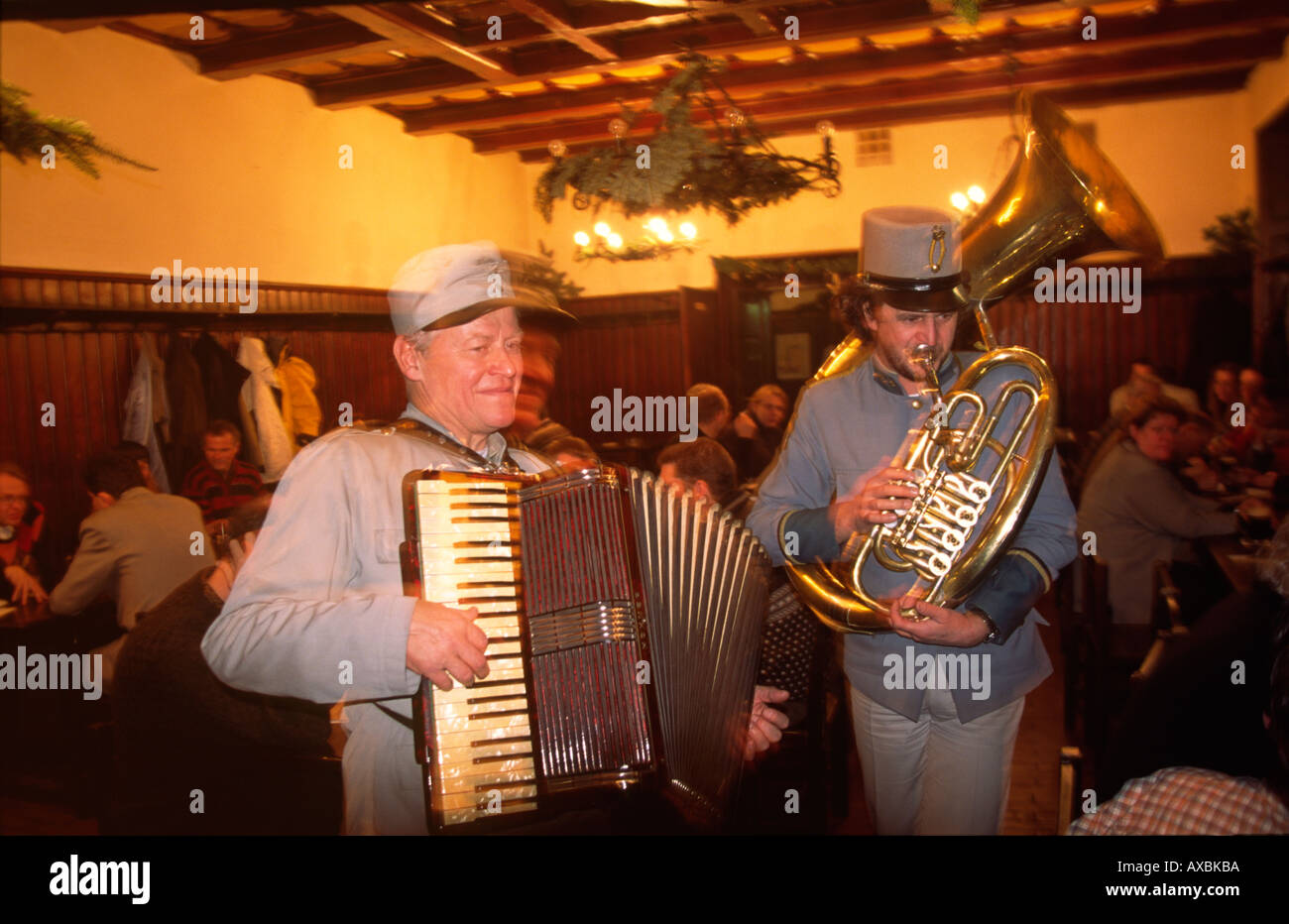 U Fleku Prague CZE célèbre musiciens cave à bière Banque D'Images