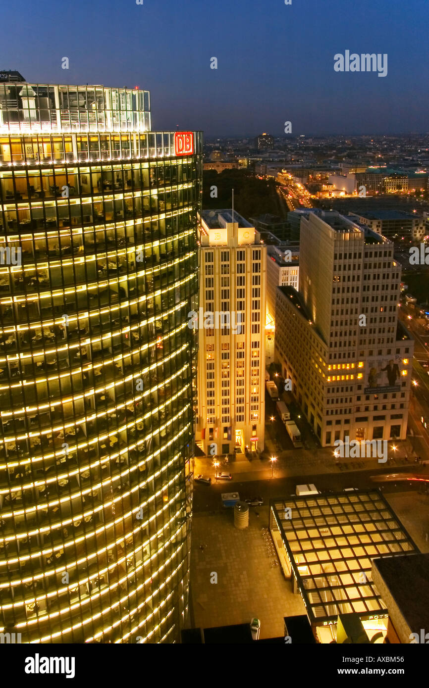 Berlin Potsdamer Platz Sony Center DB tower Beisheim center vue aérienne Banque D'Images