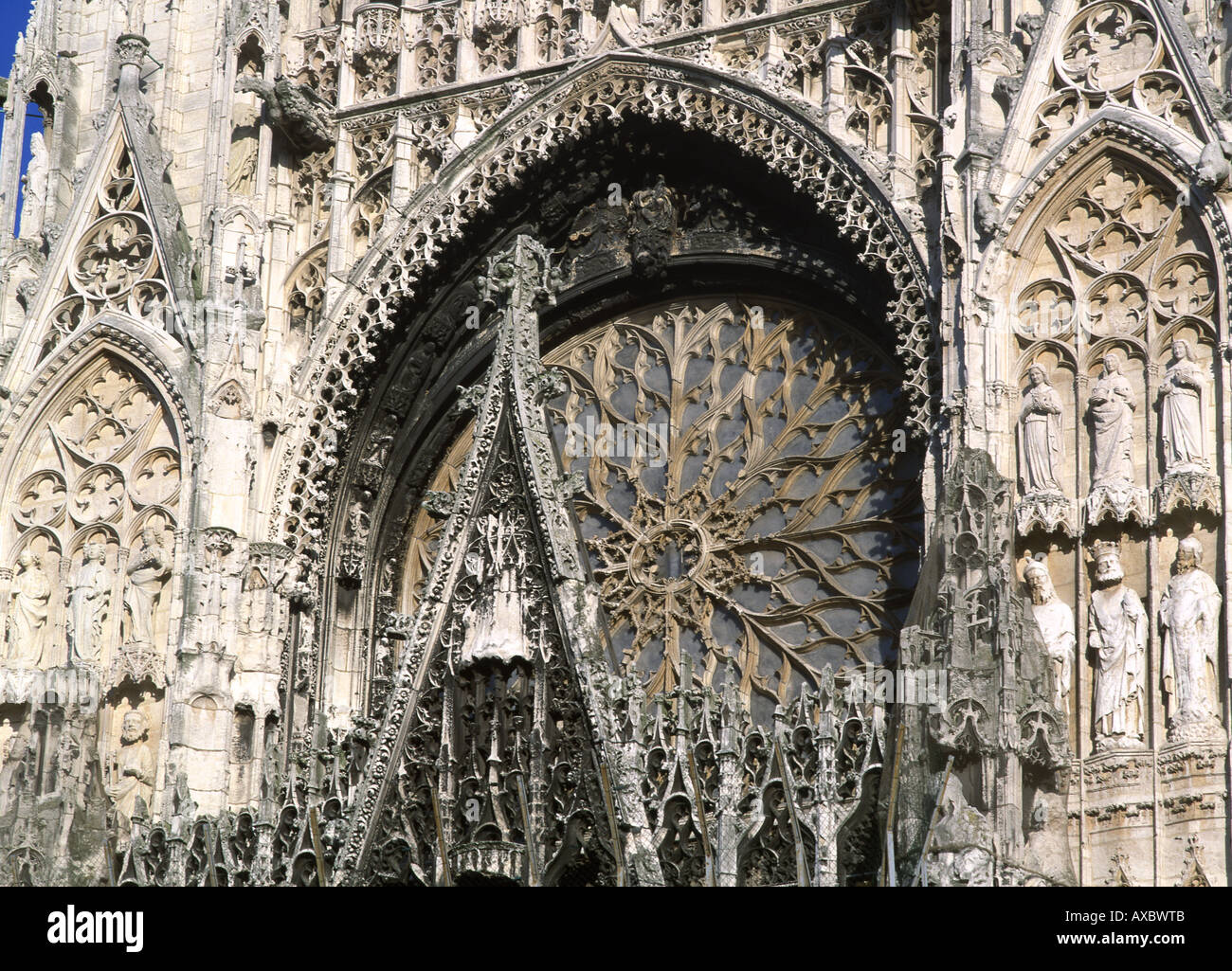 La Cathédrale de Rouen Rose fenêtre sur façade ouest Seine Maritime Normandie France Banque D'Images
