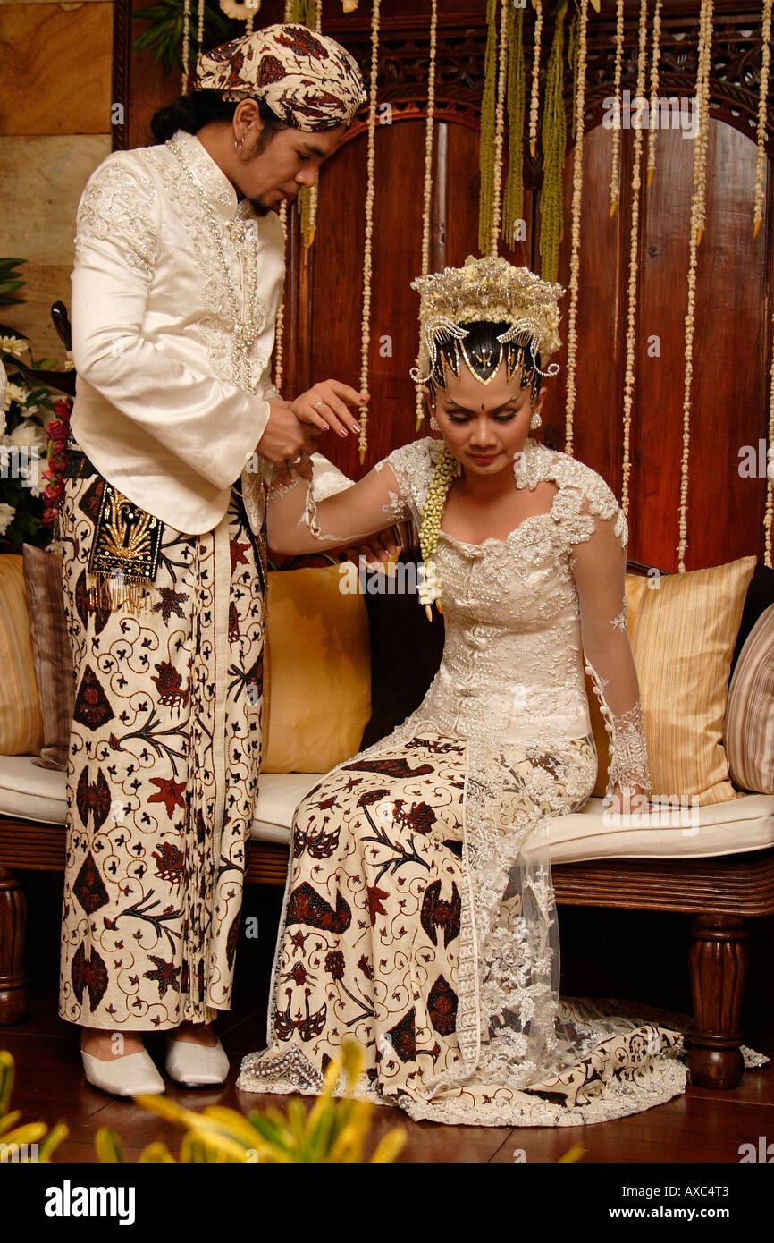 Cérémonie de mariage indonésienne de Jakarta, Indonésie Photo Stock - Alamy
